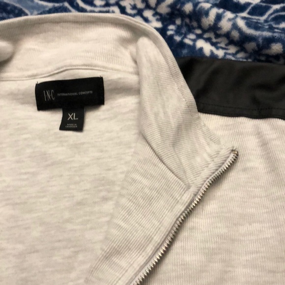 Men’s Jacket - Picture 3 of 4